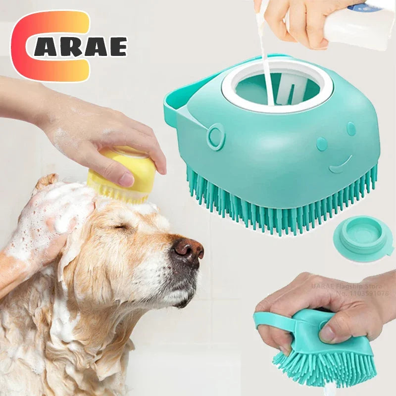 Escova de banho para cães com cerdas de borracha Pet Massage Shampoo Dispenser Escova de silicone macia Ferramenta de higiene para cães e gatos Chuveiro